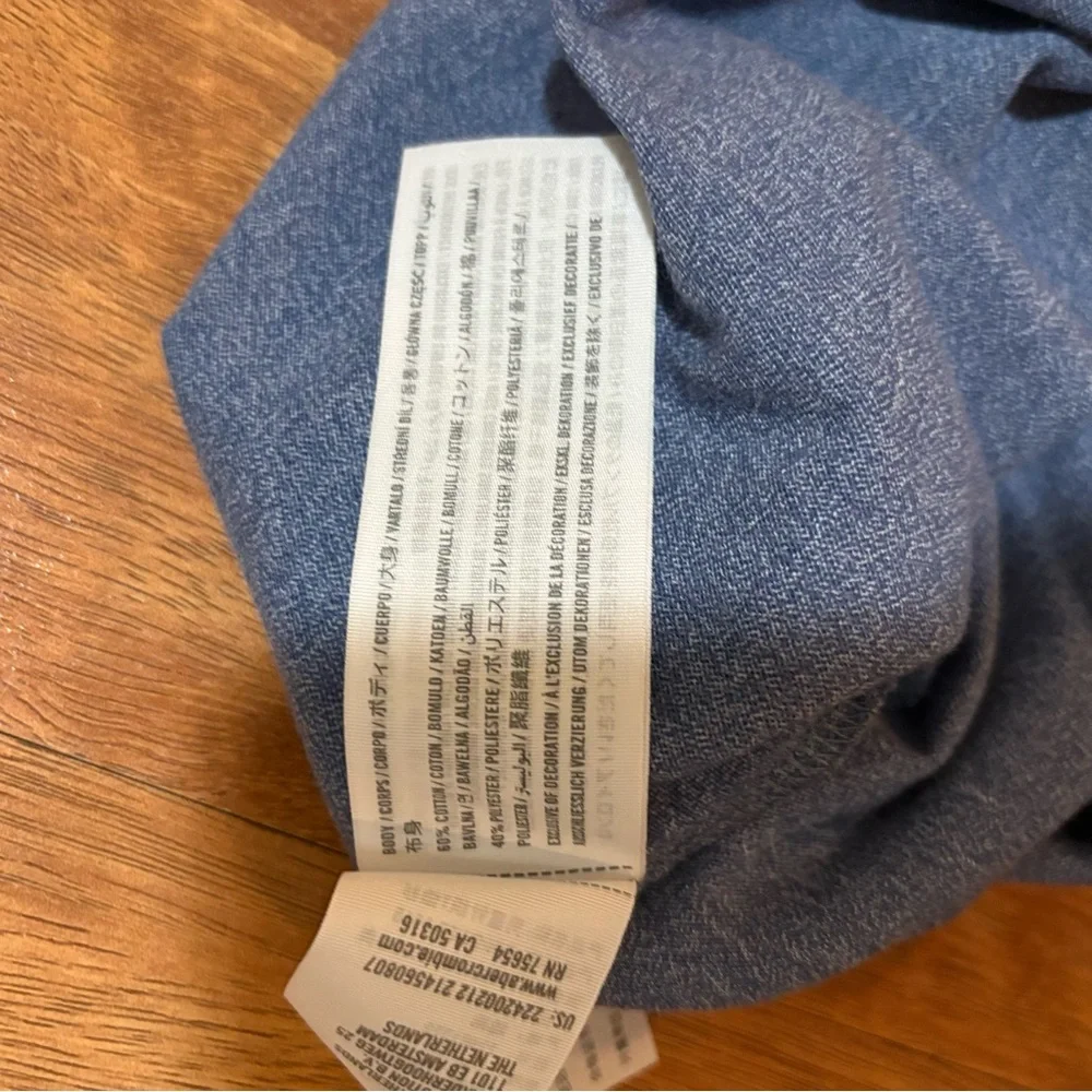 Abercrombie Boys Logo Shirt Size 7